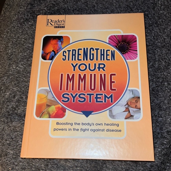 STRENGTHEN YOUR IMMUNE SYSTEM HARDCOVER BOOK READERS DIGEST - Picture 3 of 17